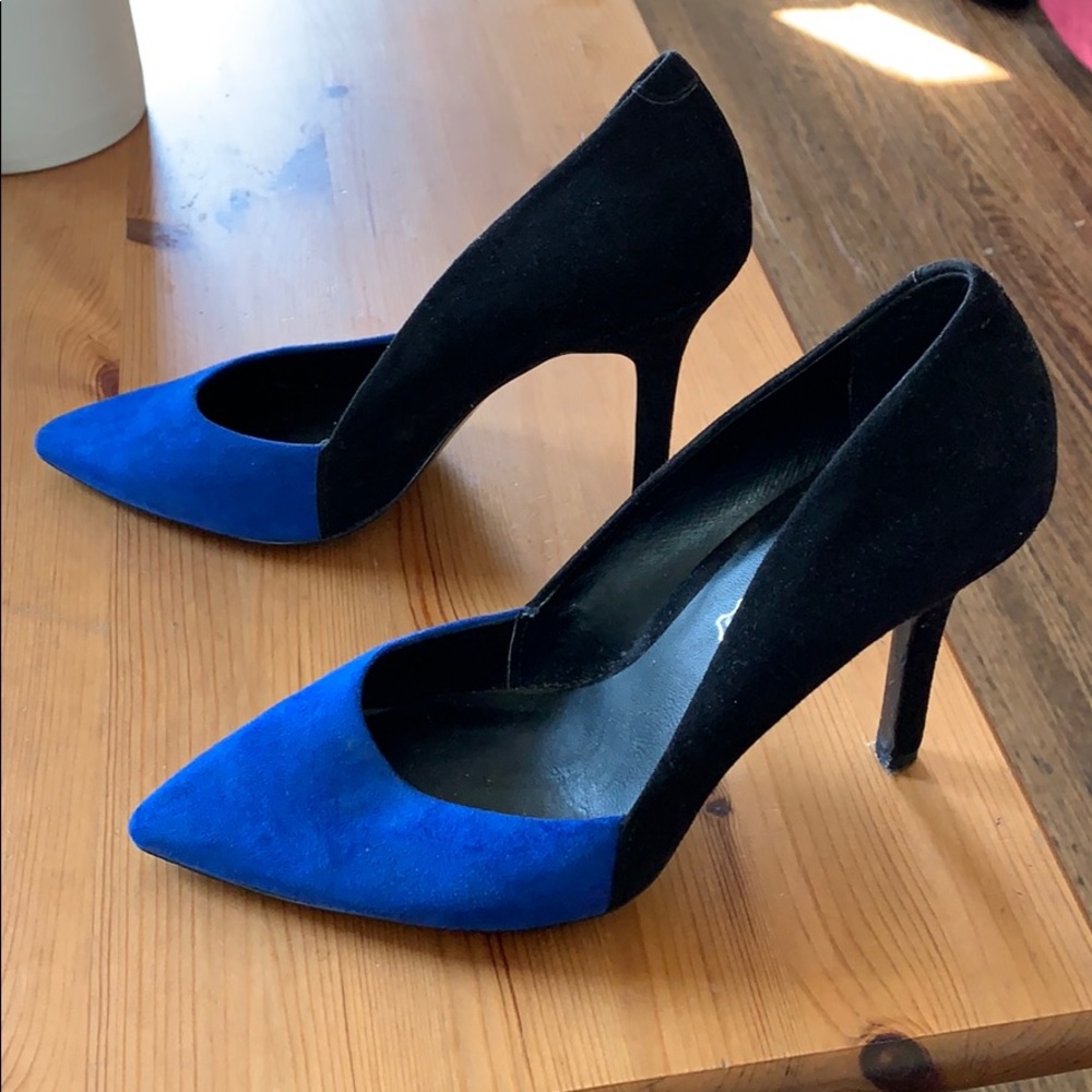 Royal blue heels from Aldo